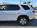 New 2025 Honda Pilot EX-L in FT. PIERCE, FLORIDA (Photo 7)