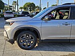 New 2025 Honda Pilot SPORT in FT. PIERCE, FLORIDA (Photo 10)