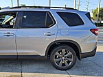New 2025 Honda Pilot SPORT in FT. PIERCE, FLORIDA (Photo 8)