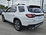 New 2025 Honda Pilot TOURING in FT. PIERCE, FLORIDA (Photo 7)