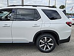 New 2025 Honda Pilot TOURING in FT. PIERCE, FLORIDA (Photo 8)