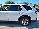 New 2025 Honda Pilot EX-L in FT. PIERCE, FLORIDA (Photo 8)