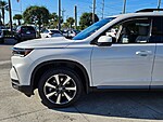 New 2025 Honda Pilot TOURING in FT. PIERCE, FLORIDA (Photo 8)