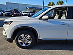 New 2025 Honda Pilot EX-L in FT. PIERCE, FLORIDA (Photo 9)