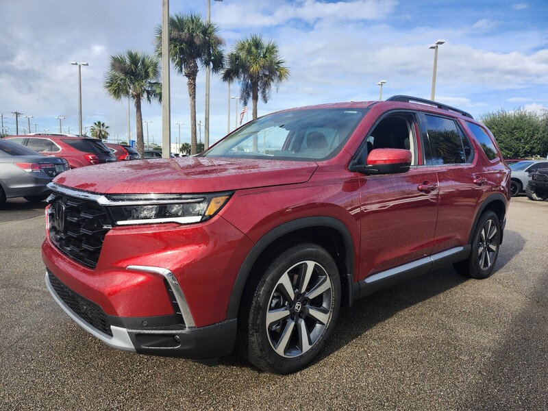 New 2025 Honda Pilot TOURING in FT. PIERCE, FLORIDA