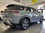 Used 2025 NISSAN PATHFINDER PLATINUM in JACKSONVILLE, FLORIDA (Photo 5)