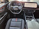 Used 2025 CHEVROLET TRAVERSE FWD 4DR RS W/1RS in ORANGE PARK, FLORIDA (Photo 14)