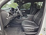 Used 2023 CHEVROLET TRAVERSE FWD 4DR LT LEATHER in ORANGE PARK, FLORIDA (Photo 12)