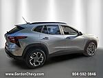 Used 2025 CHEVROLET TRAX FWD 4DR LT in ORANGE PARK, FLORIDA (Photo 6)