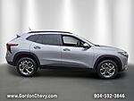 Used 2025 CHEVROLET TRAX FWD 4DR LT in ORANGE PARK, FLORIDA (Photo 7)