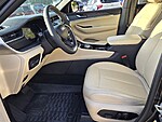 Used 2023 JEEP GRAND CHEROKEE L LIMITED 4X2 in ORANGE PARK, FLORIDA (Photo 12)