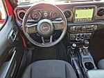 Used 2022 JEEP GLADIATOR SPORT S 4X4 in ORANGE PARK, FLORIDA (Photo 16)