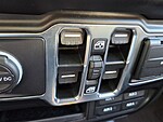 Used 2022 JEEP GLADIATOR SPORT S 4X4 in ORANGE PARK, FLORIDA (Photo 30)
