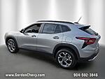 Used 2025 CHEVROLET TRAX FWD 4DR LT in ORANGE PARK, FLORIDA (Photo 3)