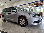 Used 2021 CHRYSLER VOYAGER L FWD in JACKSONVILLE, FLORIDA (Photo 3)