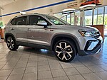 Used 2022 VOLKSWAGEN TAOS SEL 4MOTION in JACKSONVILLE, FLORIDA (Photo 3)