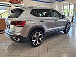 Used 2022 VOLKSWAGEN TAOS SEL 4MOTION in JACKSONVILLE, FLORIDA (Photo 4)