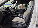 Used 2024 Honda CR-V Hybrid SPORT TOURING AWD in JACKSONVILLE, FLORIDA (Photo 7)