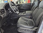Used 2025 Honda Pilot TOURING AWD in JACKSONVILLE, FLORIDA (Photo 7)