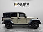 Used 2018 JEEP WRANGLER JK UNLIMITED WILLYS WHEELER W in JACKSONVILLE, FLORIDA (Photo 6)