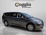 Used 2023 CHRYSLER PACIFICA TOURING L in JACKSONVILLE, FLORIDA (Photo 7)