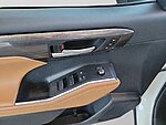 Used 2024 TOYOTA HIGHLANDER PLATINUM in JACKSONVILLE, FLORIDA (Photo 29)