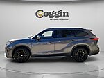 Used 2023 TOYOTA HIGHLANDER XSE in JACKSONVILLE, FLORIDA (Photo 2)