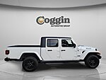 Used 2022 JEEP GLADIATOR WILLYS in JACKSONVILLE, FLORIDA (Photo 5)