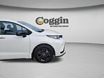 Used 2025 TOYOTA SIENNA XSE in JACKSONVILLE, FLORIDA (Photo 33)
