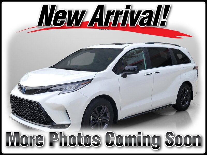 Used 2025 TOYOTA SIENNA XSE in JACKSONVILLE, FLORIDA