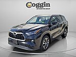 Used 2021 TOYOTA HIGHLANDER XLE in JACKSONVILLE, FLORIDA (Photo 1)