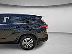 Used 2021 TOYOTA HIGHLANDER XLE in JACKSONVILLE, FLORIDA (Photo 30)