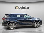 Used 2021 TOYOTA HIGHLANDER XLE in JACKSONVILLE, FLORIDA (Photo 4)
