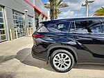 Used 2026 TOYOTA HIGHLANDER LIMITED in JACKSONVILLE, FLORIDA (Photo 6)