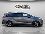 Used 2021 TOYOTA SIENNA LE in JACKSONVILLE, FLORIDA (Photo 5)
