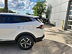 Used 2024 KIA SPORTAGE HYBRID LX in JACKSONVILLE, FLORIDA (Photo 4)