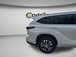 Used 2024 TOYOTA HIGHLANDER XLE in JACKSONVILLE, FLORIDA (Photo 14)