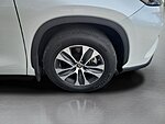 Used 2024 TOYOTA HIGHLANDER XLE in JACKSONVILLE, FLORIDA (Photo 15)