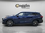 Used 2022 TOYOTA HIGHLANDER LIMITED in JACKSONVILLE, FLORIDA (Photo 2)