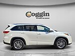 Used 2018 TOYOTA HIGHLANDER XLE in JACKSONVILLE, FLORIDA (Photo 4)