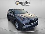 Used 2023 TOYOTA HIGHLANDER LE in JACKSONVILLE, FLORIDA (Photo 6)