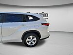 Used 2023 TOYOTA HIGHLANDER LE in JACKSONVILLE, FLORIDA (Photo 30)