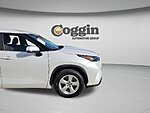 Used 2023 TOYOTA HIGHLANDER LE in JACKSONVILLE, FLORIDA (Photo 32)