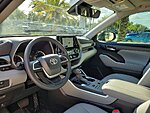 Used 2025 TOYOTA HIGHLANDER XLE in JACKSONVILLE, FLORIDA (Photo 12)