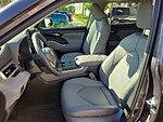 Used 2025 TOYOTA HIGHLANDER XLE in JACKSONVILLE, FLORIDA (Photo 13)
