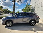Used 2025 TOYOTA HIGHLANDER XLE in JACKSONVILLE, FLORIDA (Photo 3)
