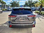 Used 2025 TOYOTA HIGHLANDER XLE in JACKSONVILLE, FLORIDA (Photo 5)