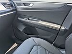 Used 2025 Volkswagen Atlas Cross Sport 2.0T SE in JACKSONVILLE, FLORIDA (Photo 17)