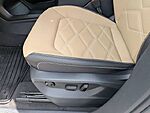 Used 2024 Volkswagen Atlas Cross Sport 2.0T SE W/TECHNOLOGY in JACKSONVILLE, FLORIDA (Photo 21)