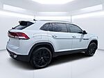 Used 2024 Volkswagen Atlas Cross Sport 2.0T SE W/TECHNOLOGY in JACKSONVILLE, FLORIDA (Photo 3)
